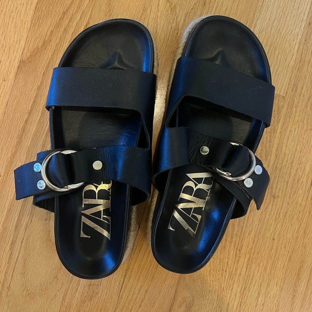 Zara Black Wide Strap Sandals